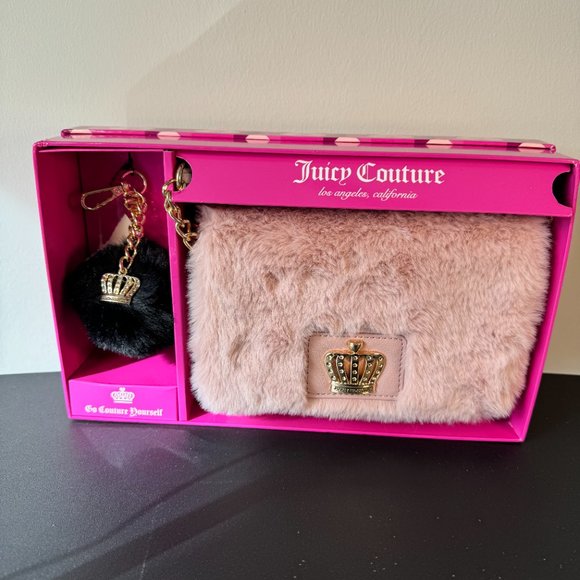 Juicy Couture Blush Pink Flap Crossbody & Keychain Gift Box Set - Brand New - Picture 2 of 7